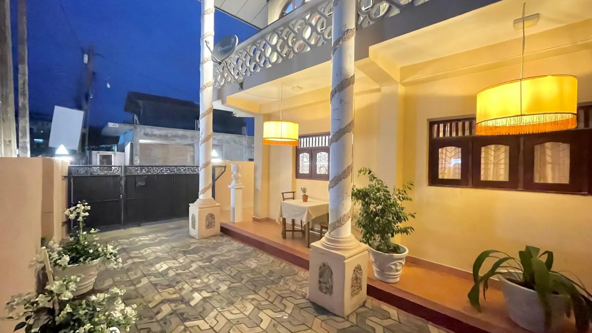 **  Rivinson Hotel Negombo Sri Lanka