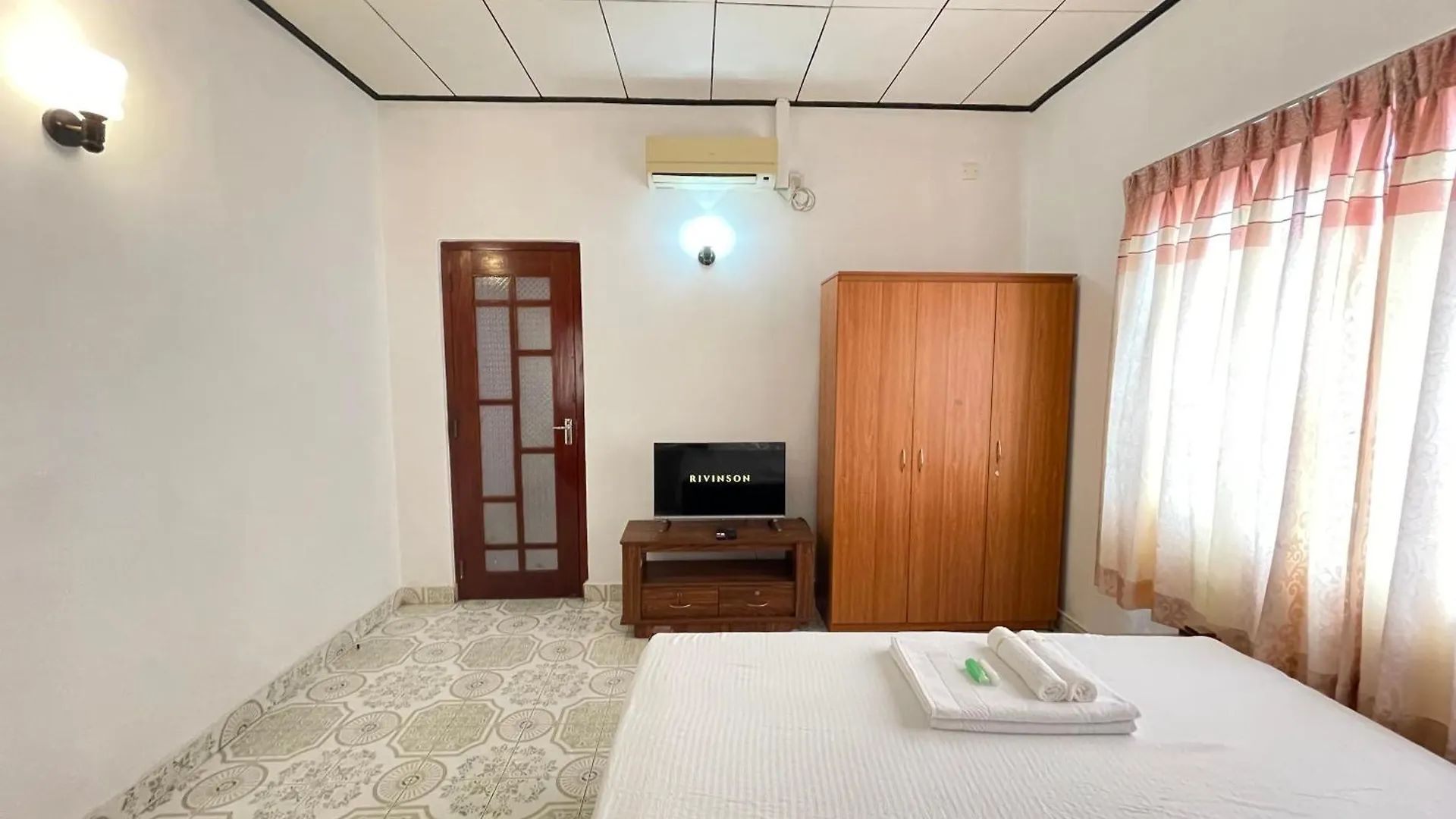 Rivinson Hotel Negombo
