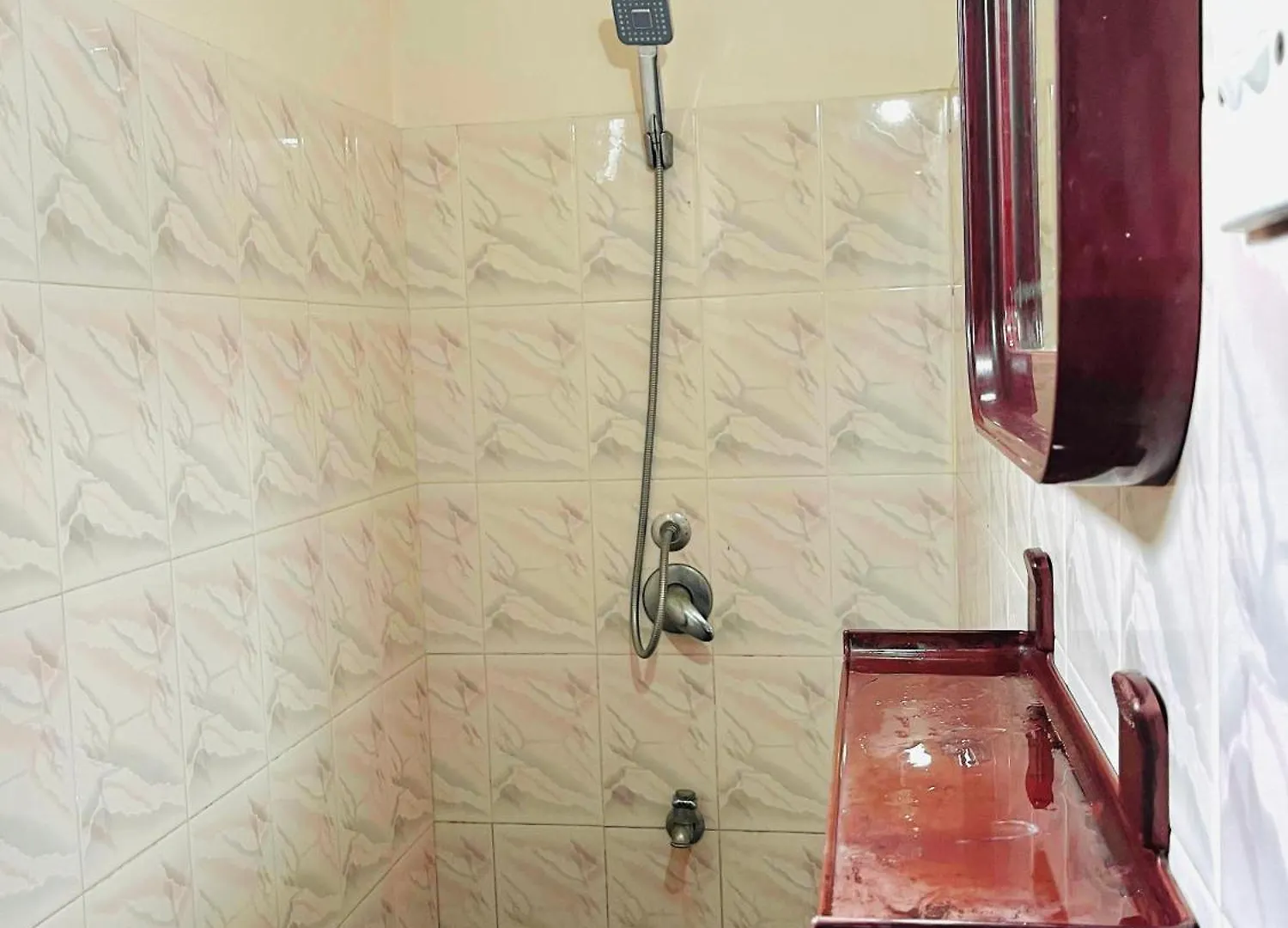 Rivinson Hotel Negombo