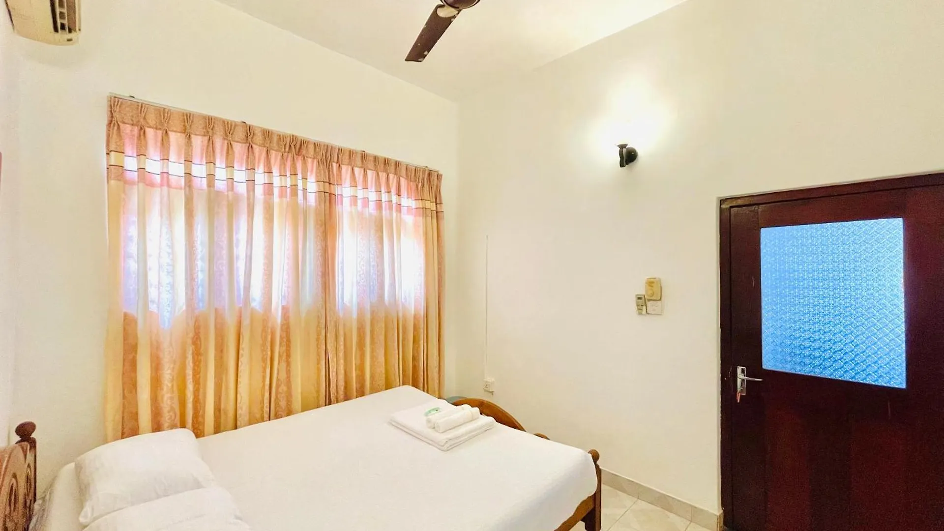 Rivinson Hotel Negombo