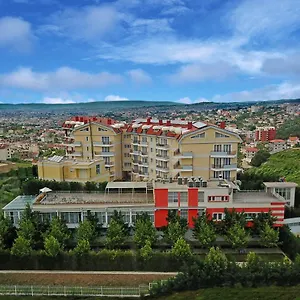 Dora Hotel